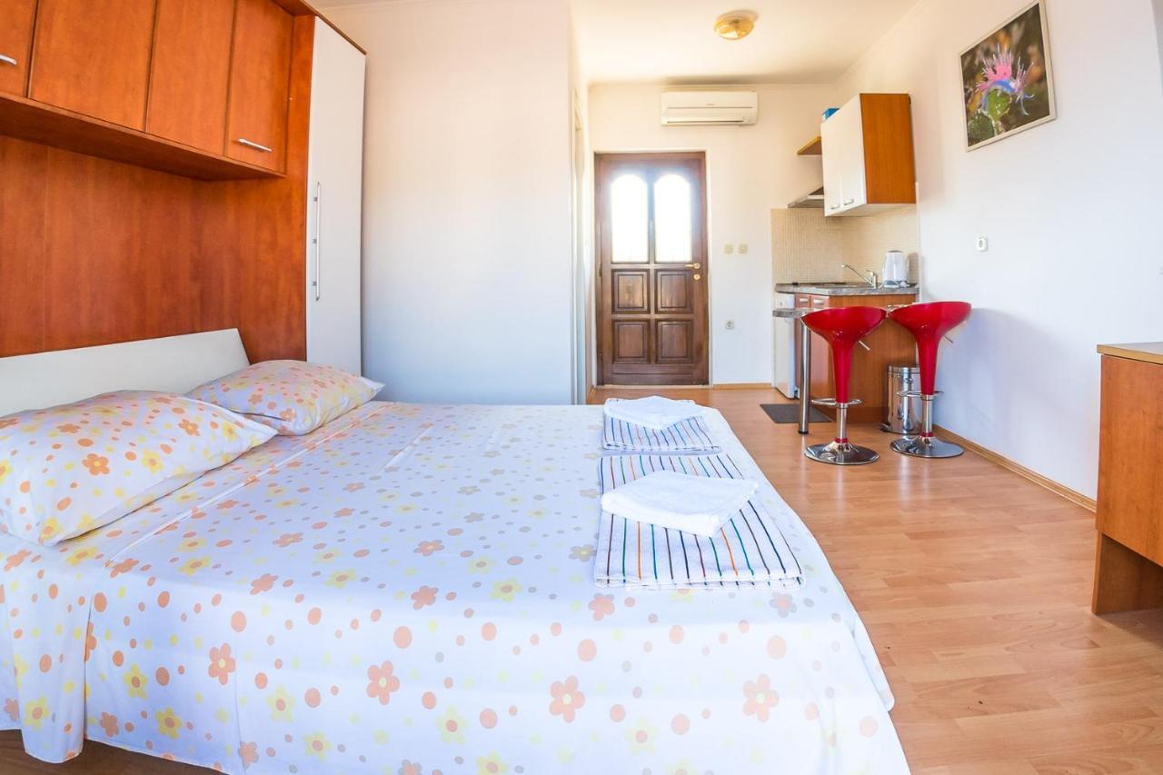 Apartmani Fides Lumbarda Luaran gambar